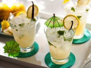 refreshing-mojito-cocktail